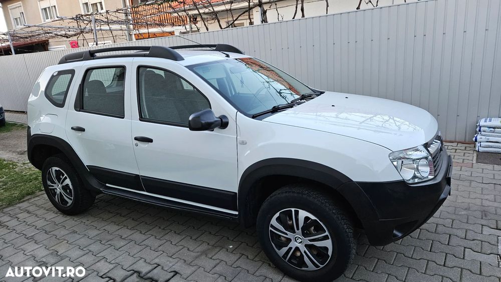 Dacia Duster 1.6 4x2 Laureate - 3
