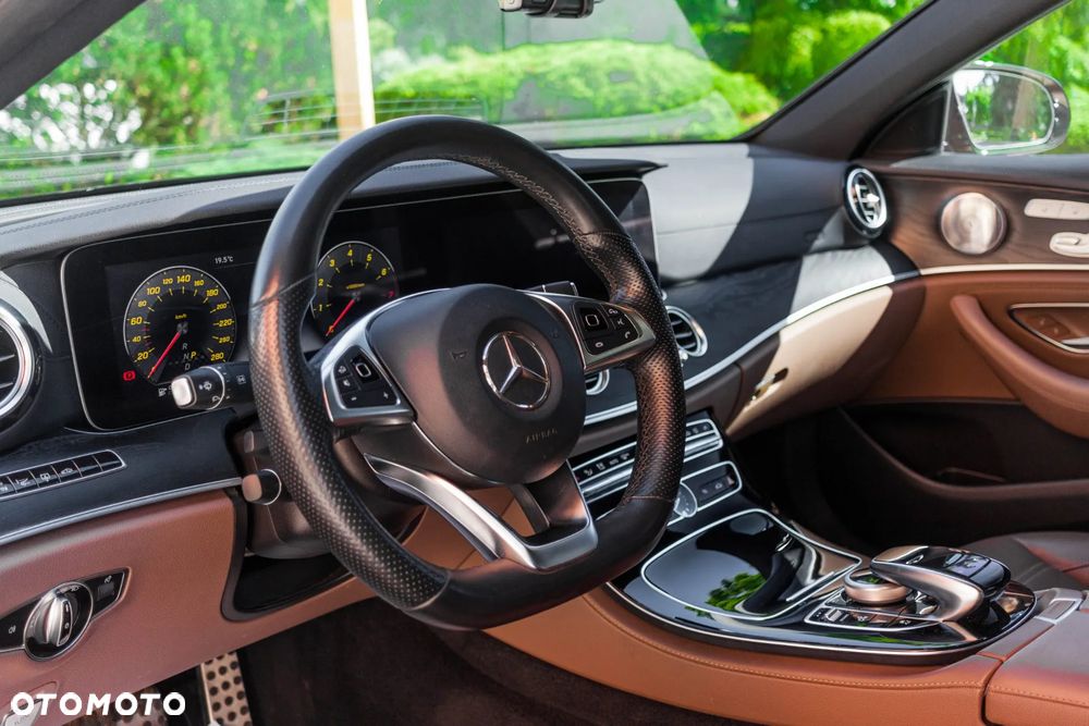 Mercedes-Benz Klasa E 43 AMG 4Matic 9G-TRONIC - 7