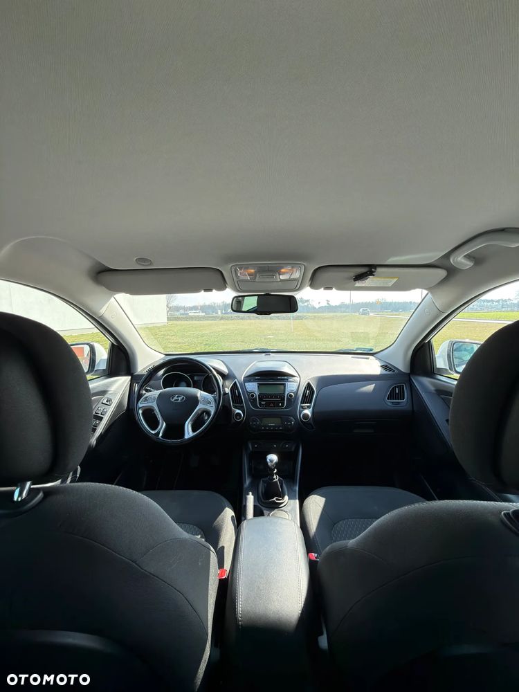 Hyundai ix35 1.6 2WD UEFA EURO 2012 Edition - 10