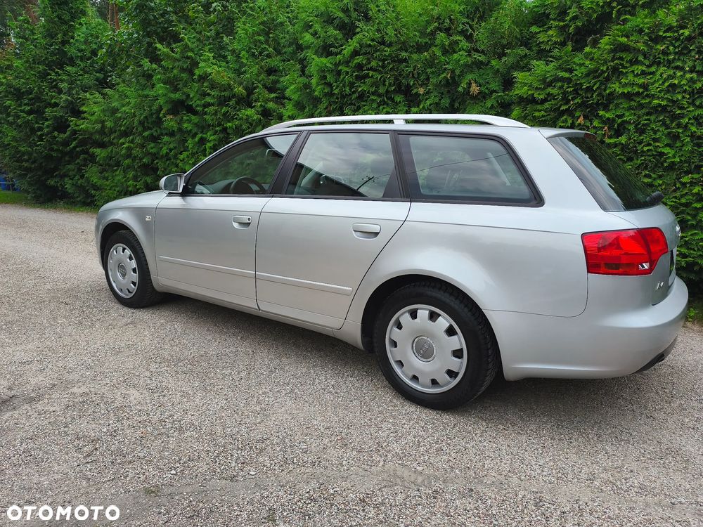 Audi A4 Avant 1.6 - 10