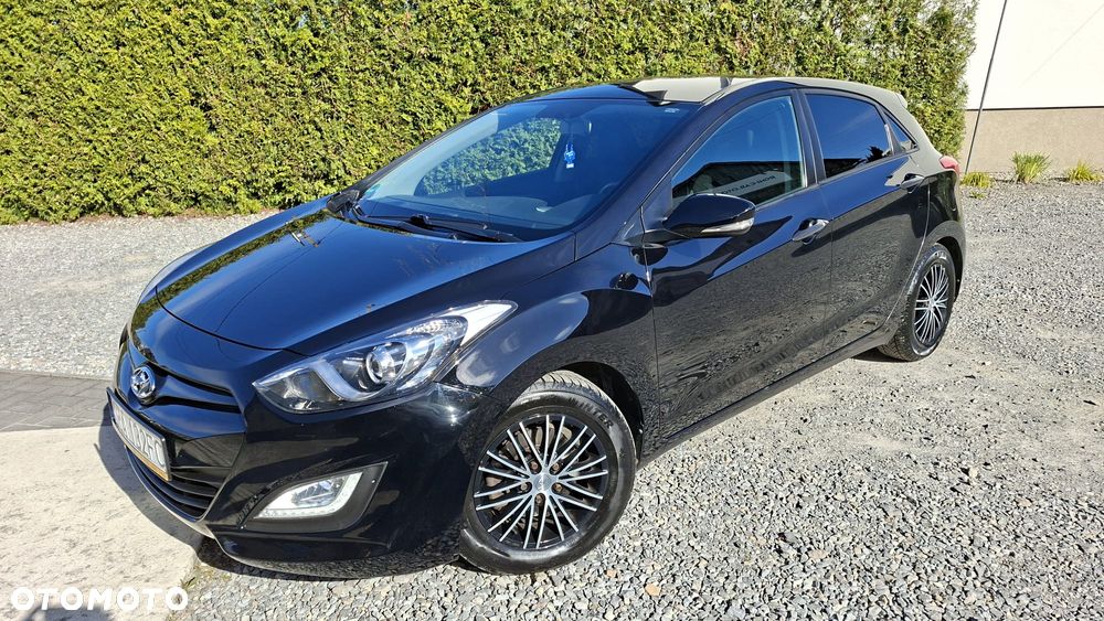 Hyundai i30 1.4 Fifa World Cup Edition - 25