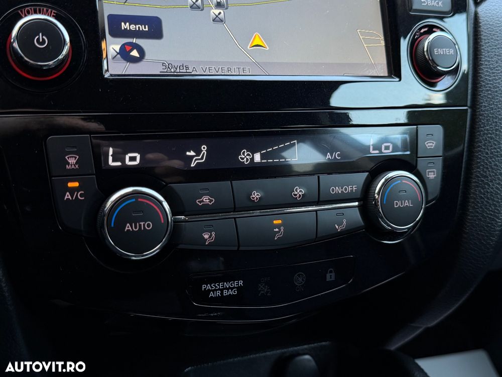 Nissan Qashqai 1.6 DCI TEKNA - 13