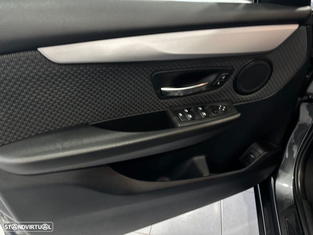 BMW 216 Active Tourer d Advantage - 18
