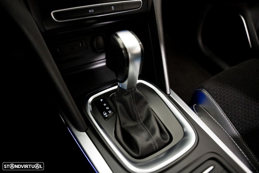 Renault Mégane 1.5 Blue dCi Intens EDC - 10