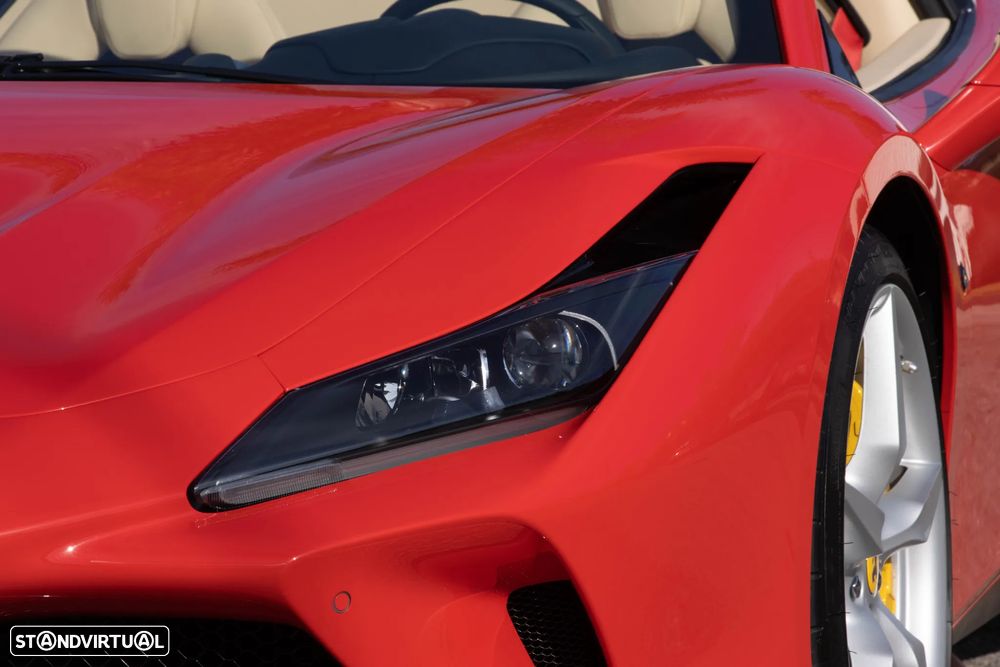 Ferrari F8 Tributo Spider - 7