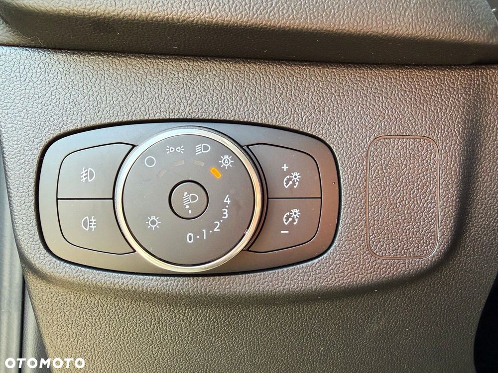 Ford Focus - 13