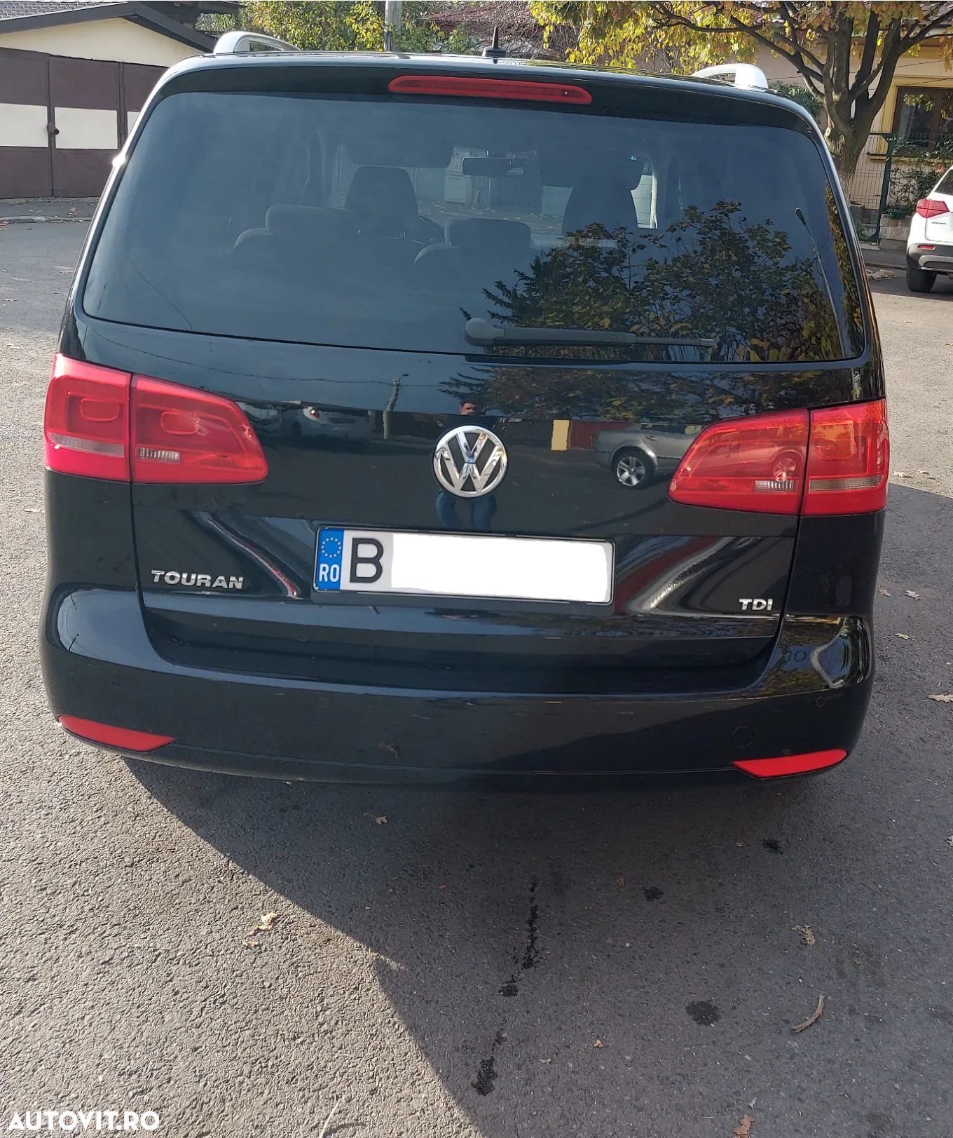 Volkswagen Touran 1.6 TDI DSG Comfortline - 6