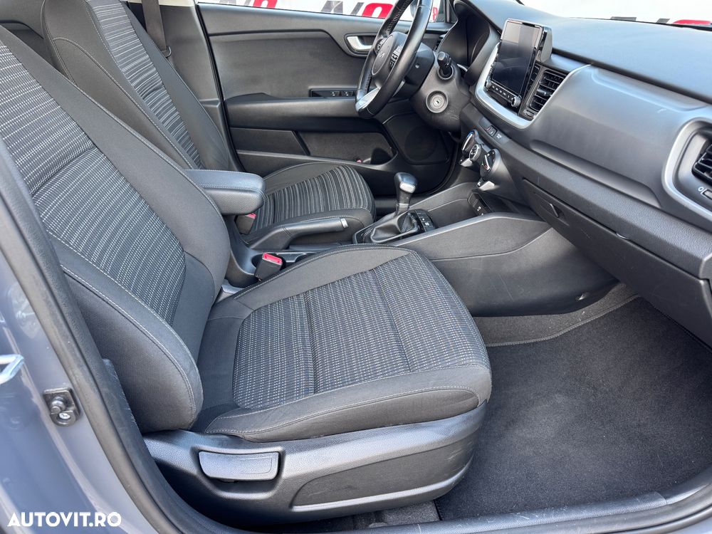 Kia Stonic 1.0 T-GDI 7DCT HP MHEV Trend - 27