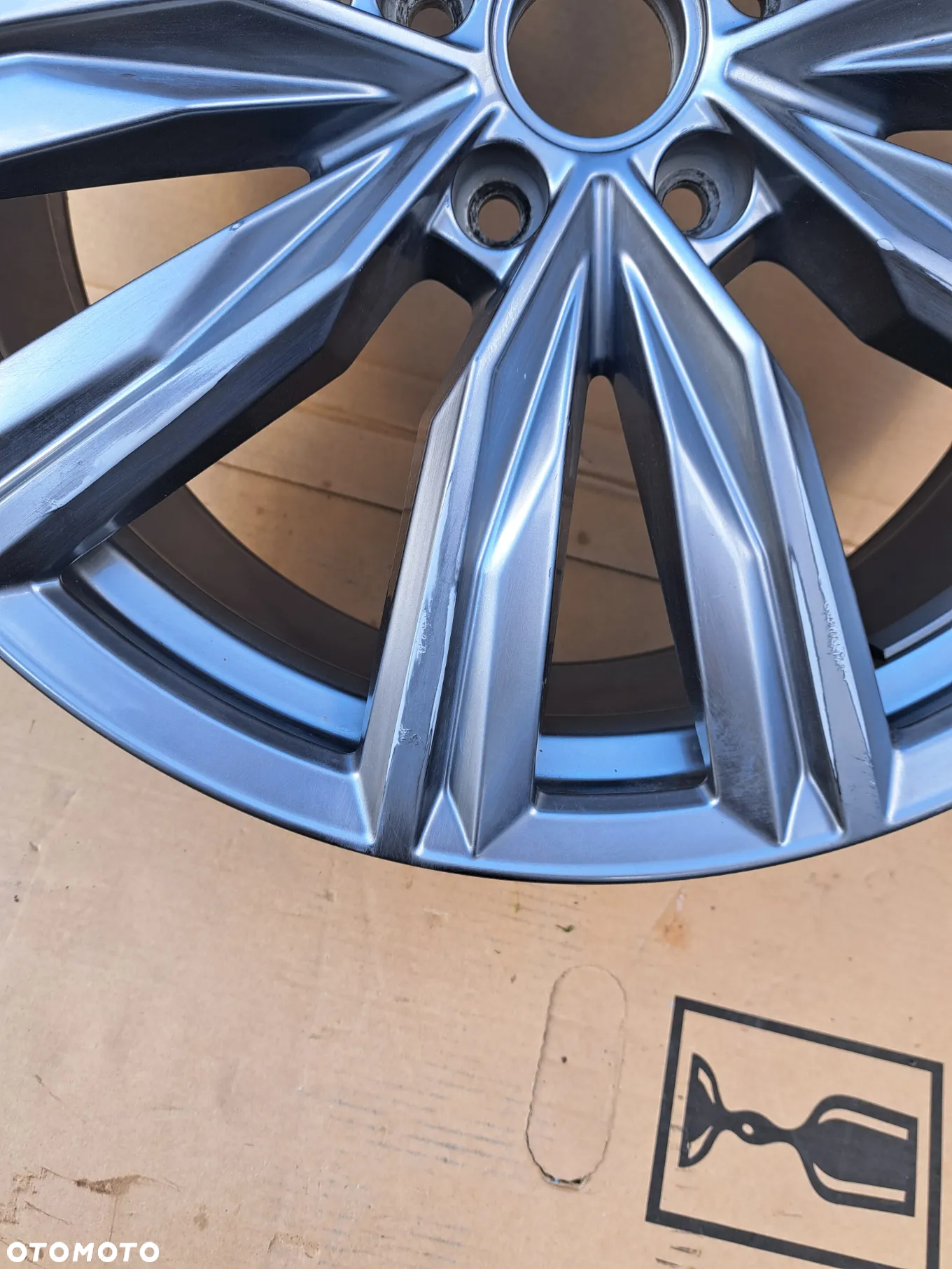 Felga aluminiowa VW Tiguan II 20 Cali 8Jx20H2 ET 41 5NA601025H 5NA601025J - 4
