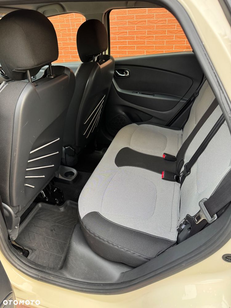 Renault Captur 0.9 Energy TCe Intens EU6 - 15