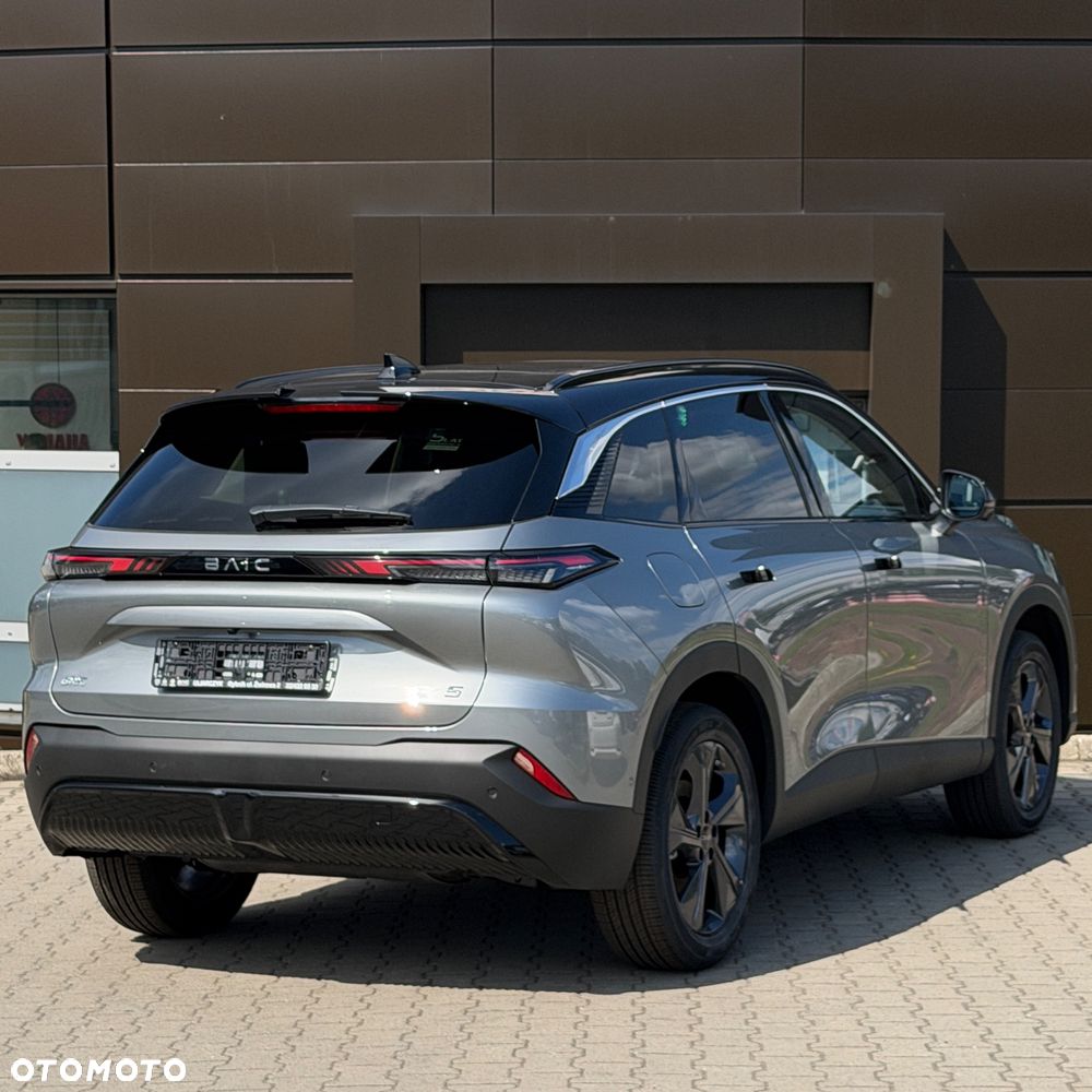 BAIC 5 Beijing 1.5T Luxury DCT - 6