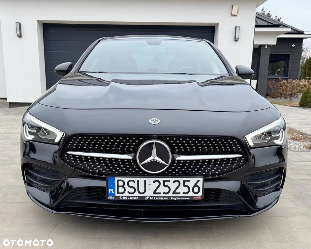 Mercedes-Benz CLA 250 4Matic 7G-DCT AMG Line - 2