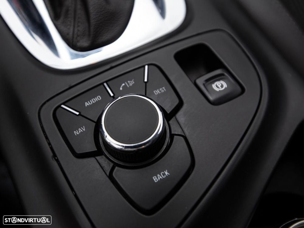Opel Insignia Sports Tourer - 18