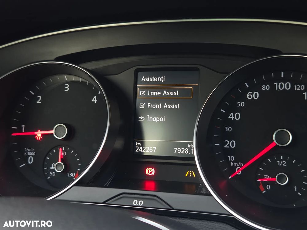 Volkswagen Passat Variant 2.0 TDI SCR 4Motion DSG (BMT) Highline - 22