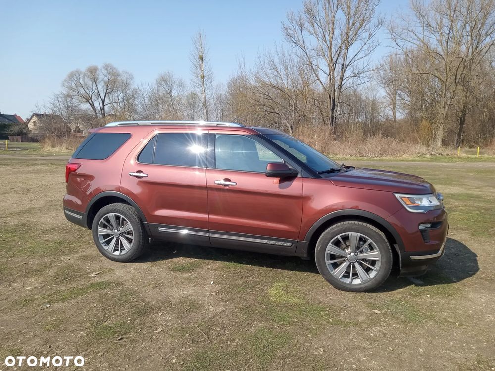 Ford Explorer - 12