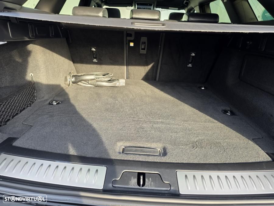 Land Rover Range Rover Velar 2.0 P400e AWD Dynamic SE - 17