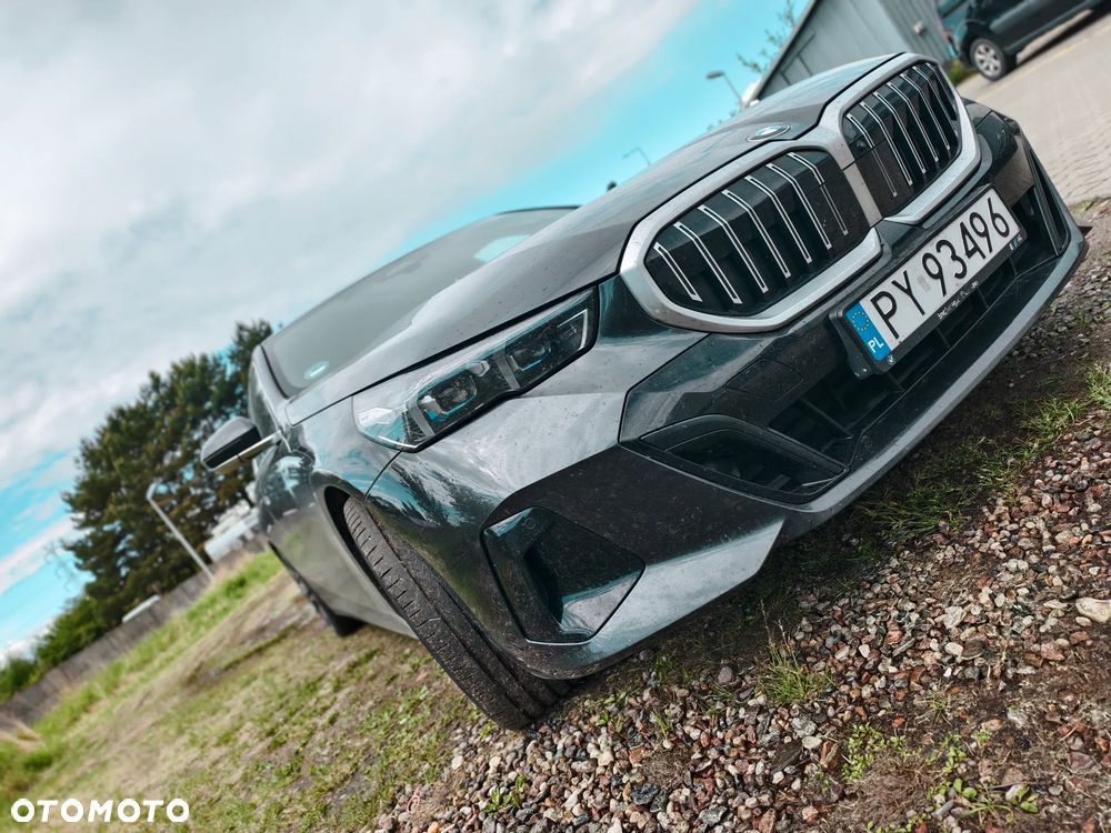 BMW Seria 5 520d xDrive mHEV M Sport - 2
