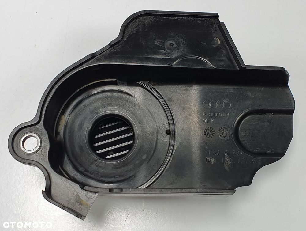 OSŁONA POMPY PALIWA AUDI A4 B8 2.0 TFSI 06H109121G - 2