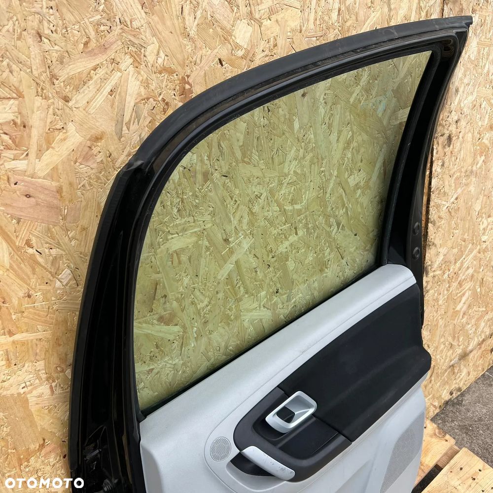 Skoda Roomster/ Praktik Drzwi Lewy Przód/ Lewy Tył L.P/ L.T Kompletne 9910 - 18