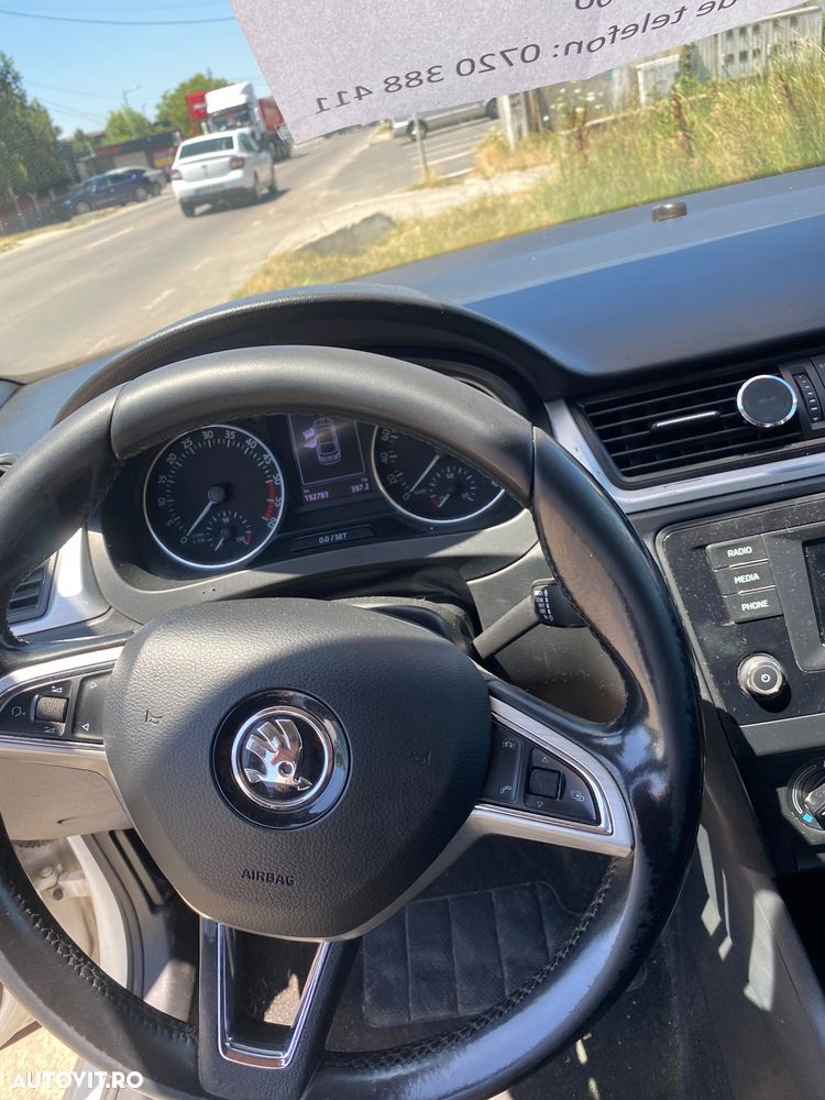 Skoda RAPID 1.6 TDI Ambition - 11