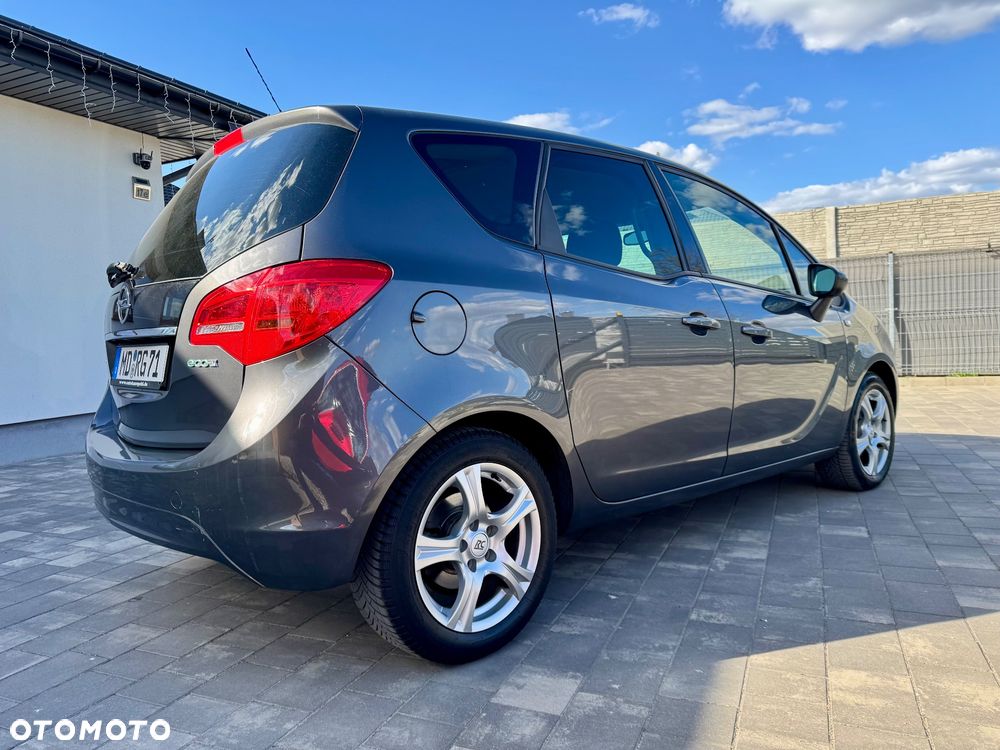 Opel Meriva - 8