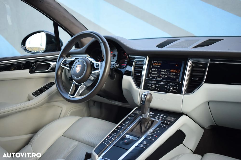 Porsche Macan 3.0 PDK S - 12