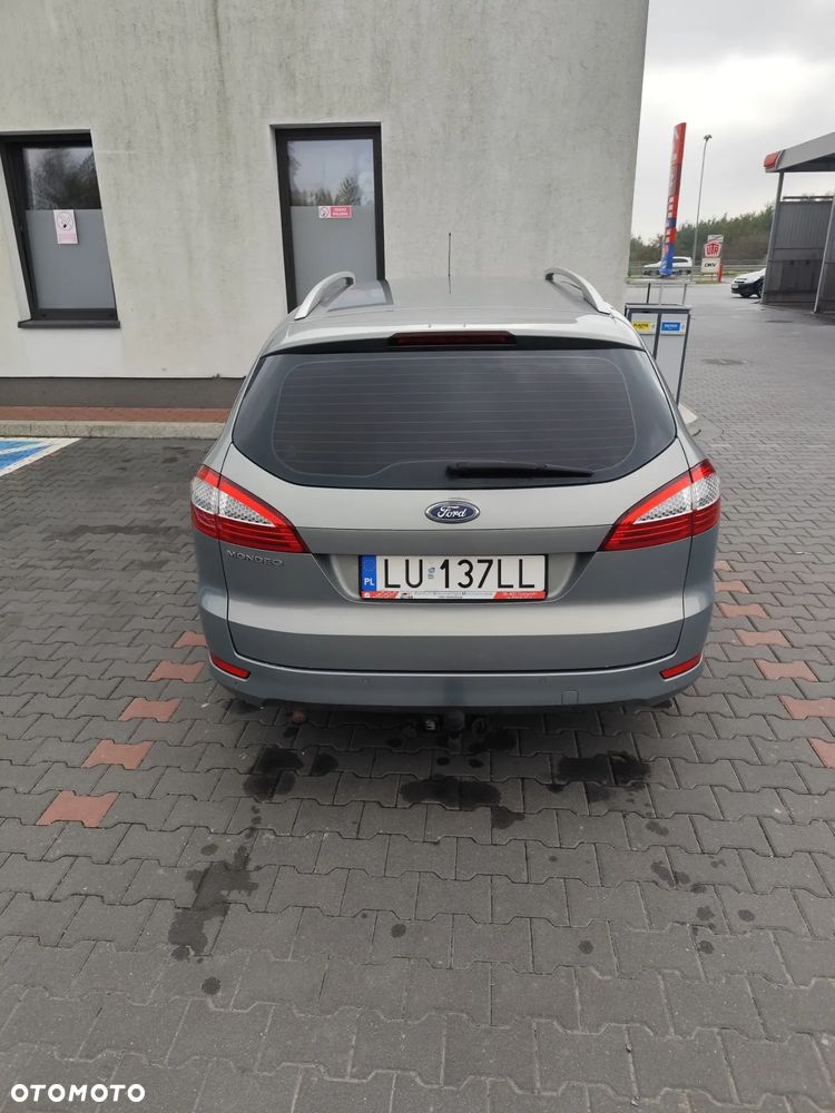 Ford Mondeo - 17