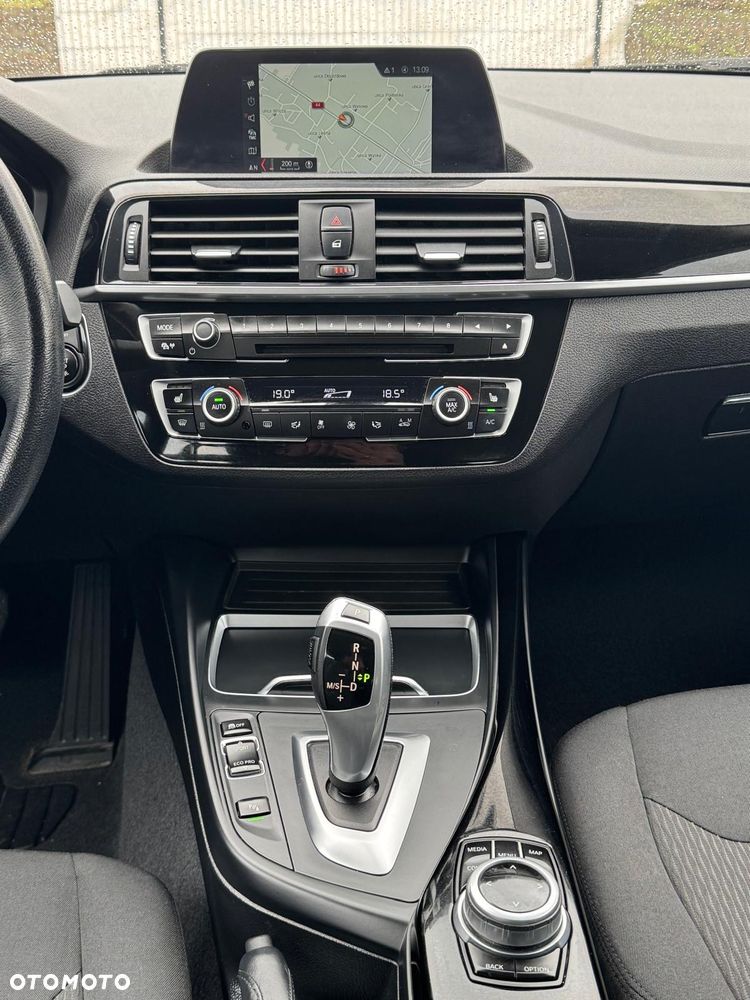 BMW Seria 1 - 25