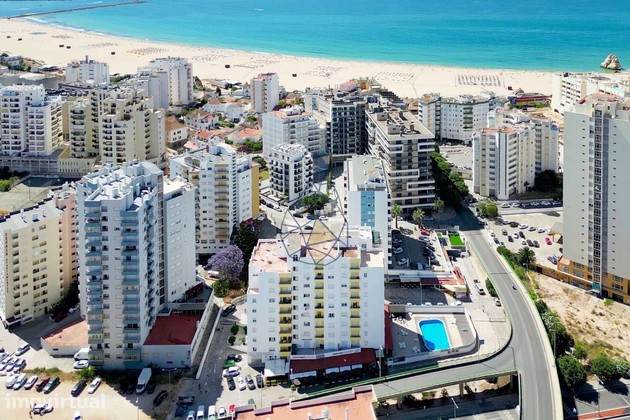 Restaurante em funcionamento Localizado na Praia da Rocha - Grande imagem: 5/35