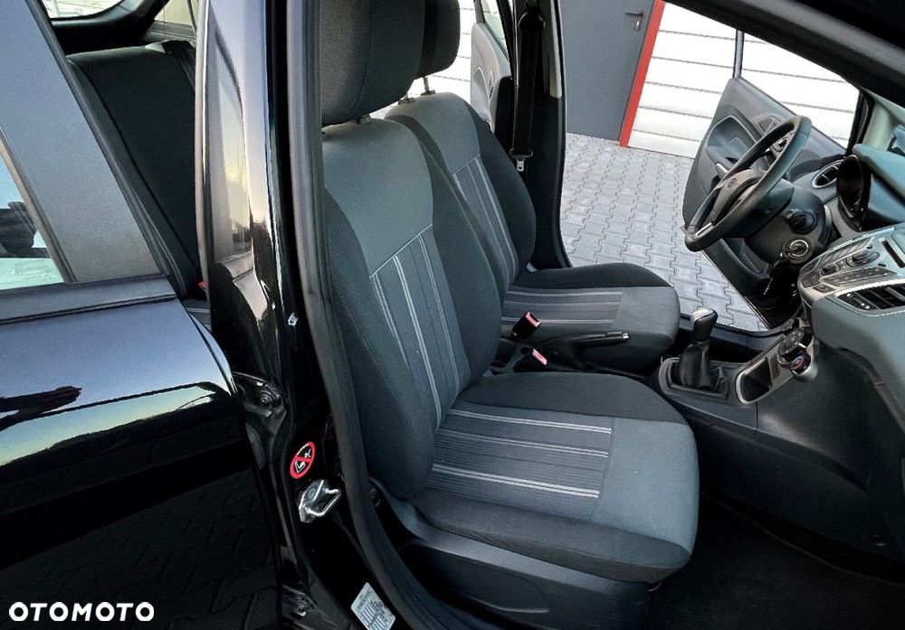 Ford Fiesta - 16