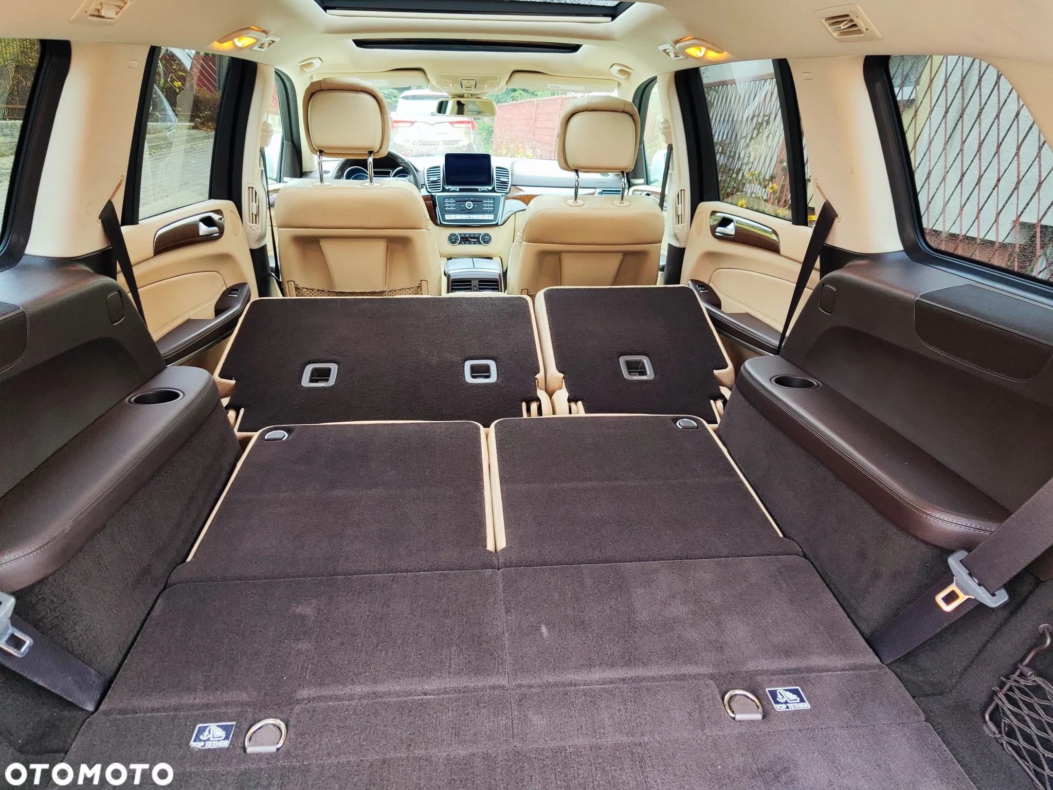 Mercedes-Benz GLS 500 4Matic 9G-TRONIC Exclusive - 23