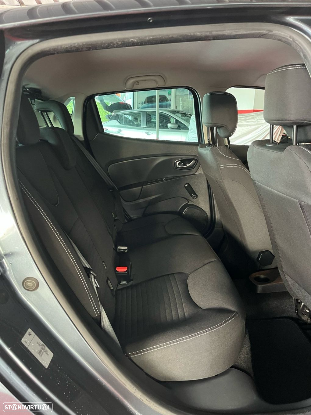 Renault Clio 1.5 dCi Limited - 23