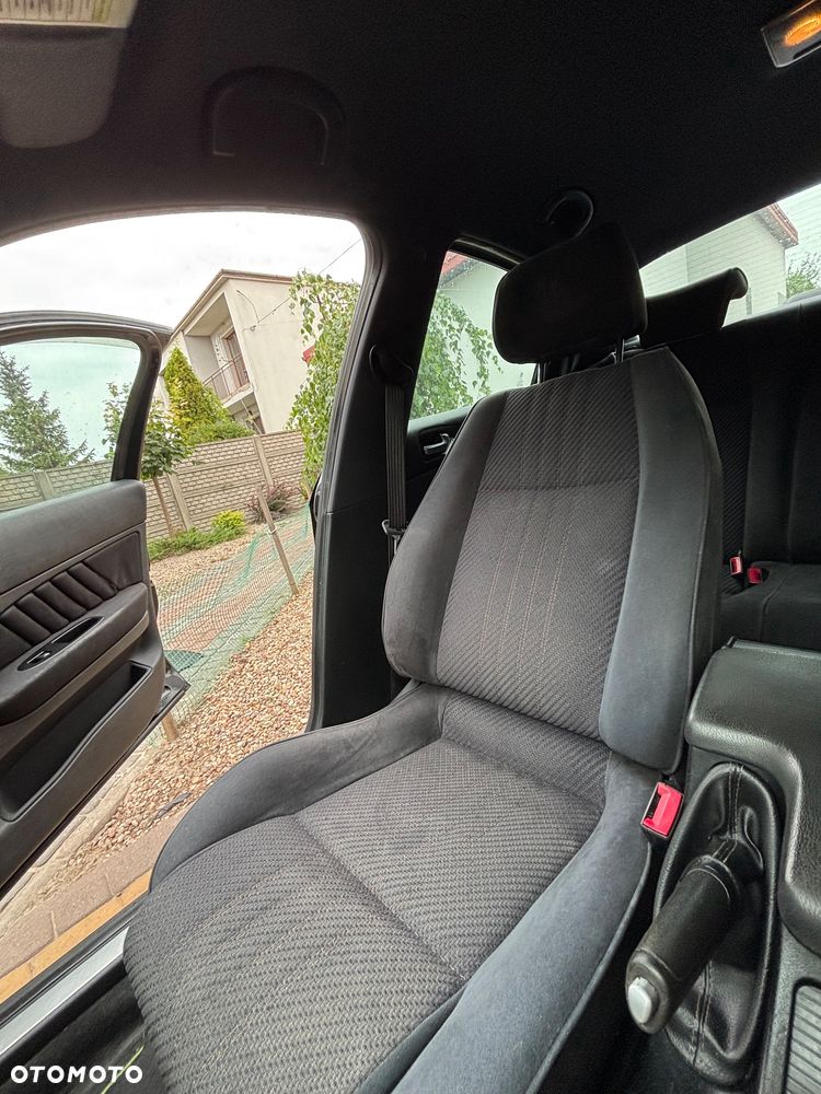 Alfa Romeo 159 1.9 JTDM 16V DPF Distinctive - 14