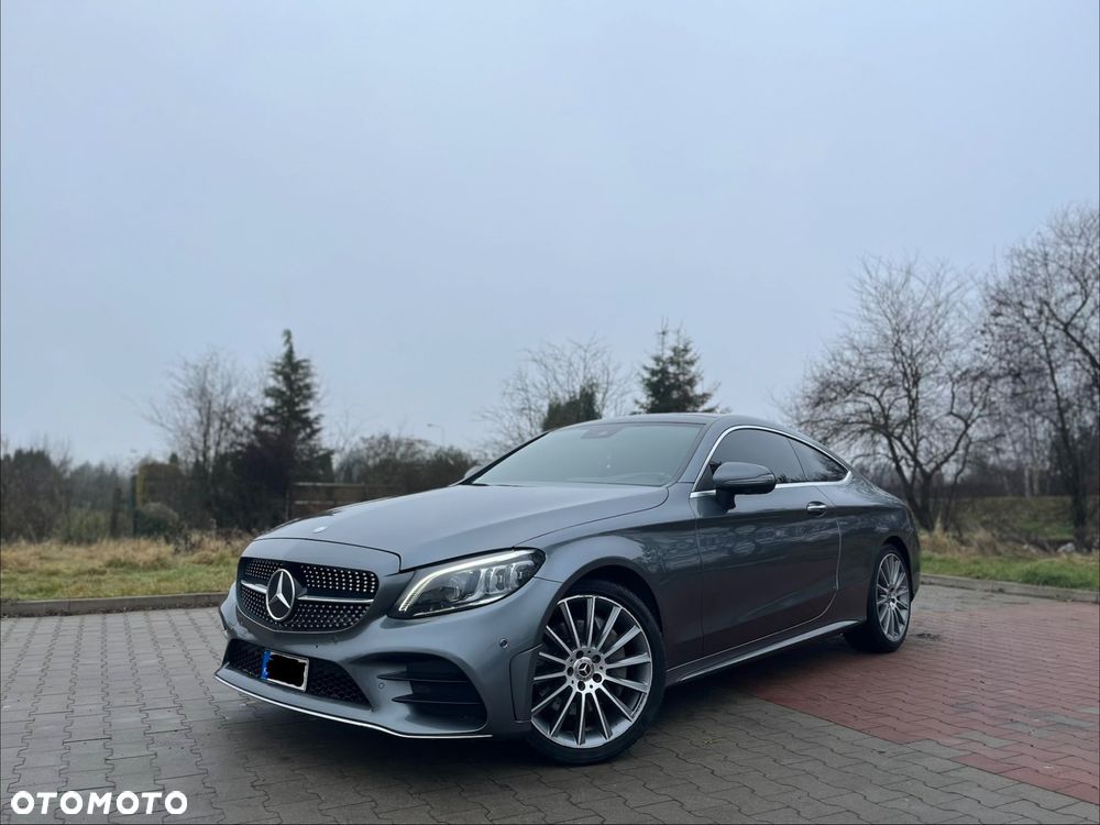 Mercedes-Benz Klasa C 300 4Matic 9G-TRONIC AMG Line Plus - 1