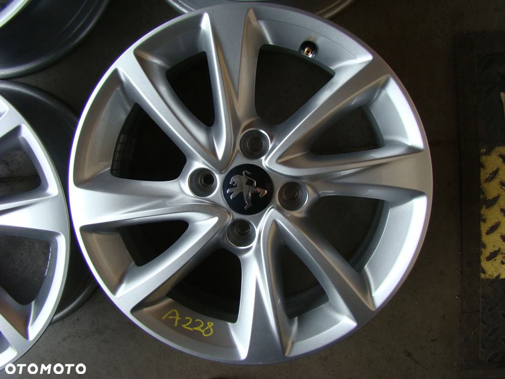 a228 4x108 Peugeot 208 II 6,5jx16 et38 niemontowane - 4