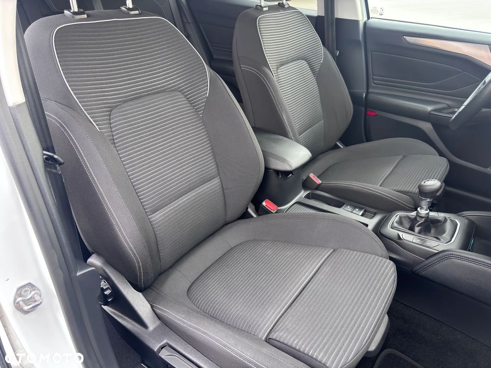 Ford Focus 2.0 TDCi DPF Start-Stopp-System Business - 15