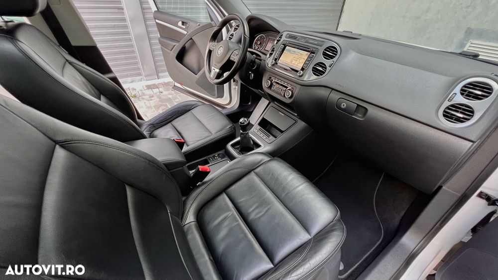 Volkswagen Tiguan 2.0 TDI DPF 4Motion Sport & Style - 24