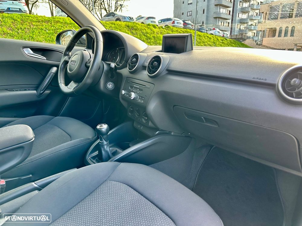 Audi A1 Sportback 1.6 TDI Advance - 31