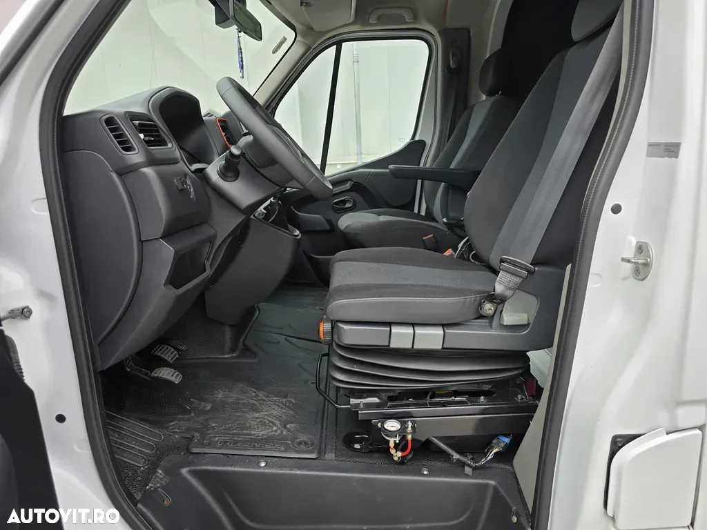 Renault Master - 10