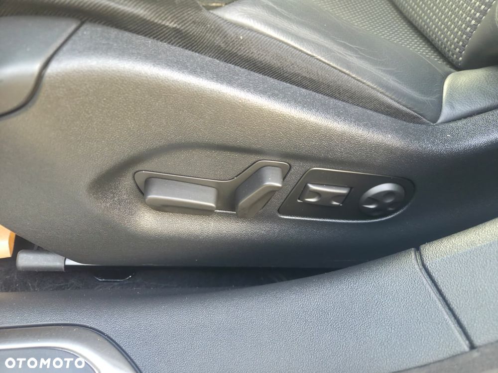 Citroën C5 2.0 HDi Exclusive - 17