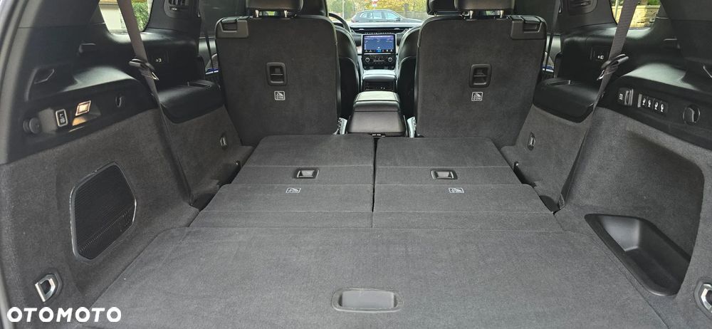 Jeep Grand Cherokee - 11