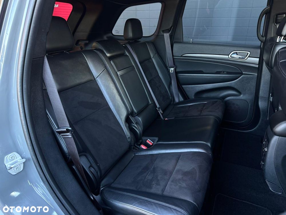 Jeep Grand Cherokee - 17
