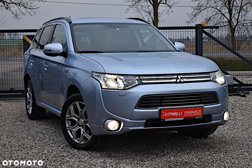 Mitsubishi Outlander 2.0 4WD - 2