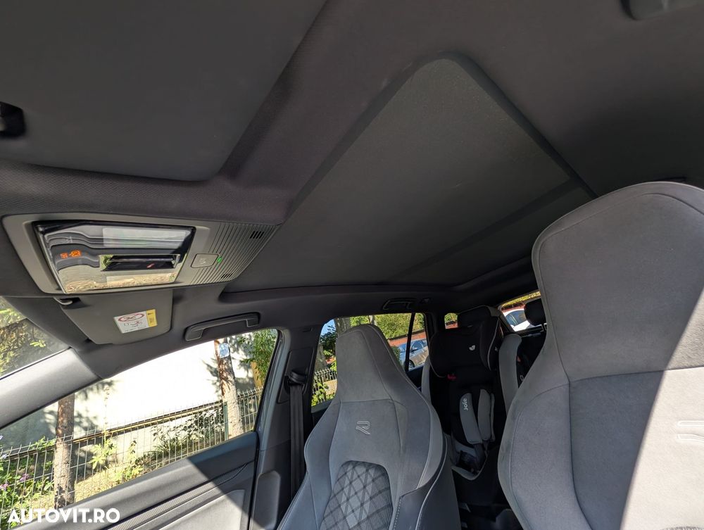 Volkswagen Golf 2.0 TDI SCR DSG R-Line - 13