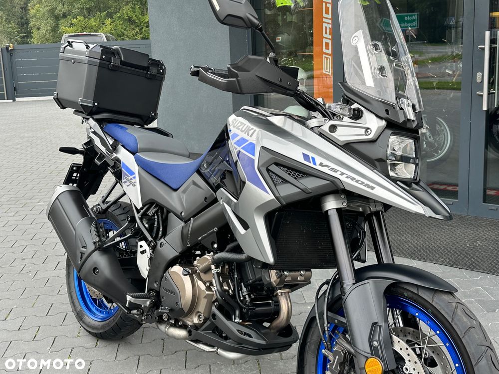 Suzuki V-STROM - 23