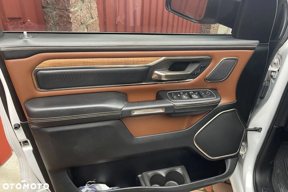 RAM 1500 5.7 Crew Cab Longhorn - 11