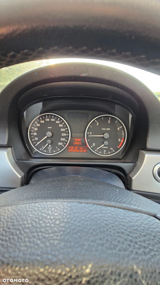 BMW Seria 3 320d - 8