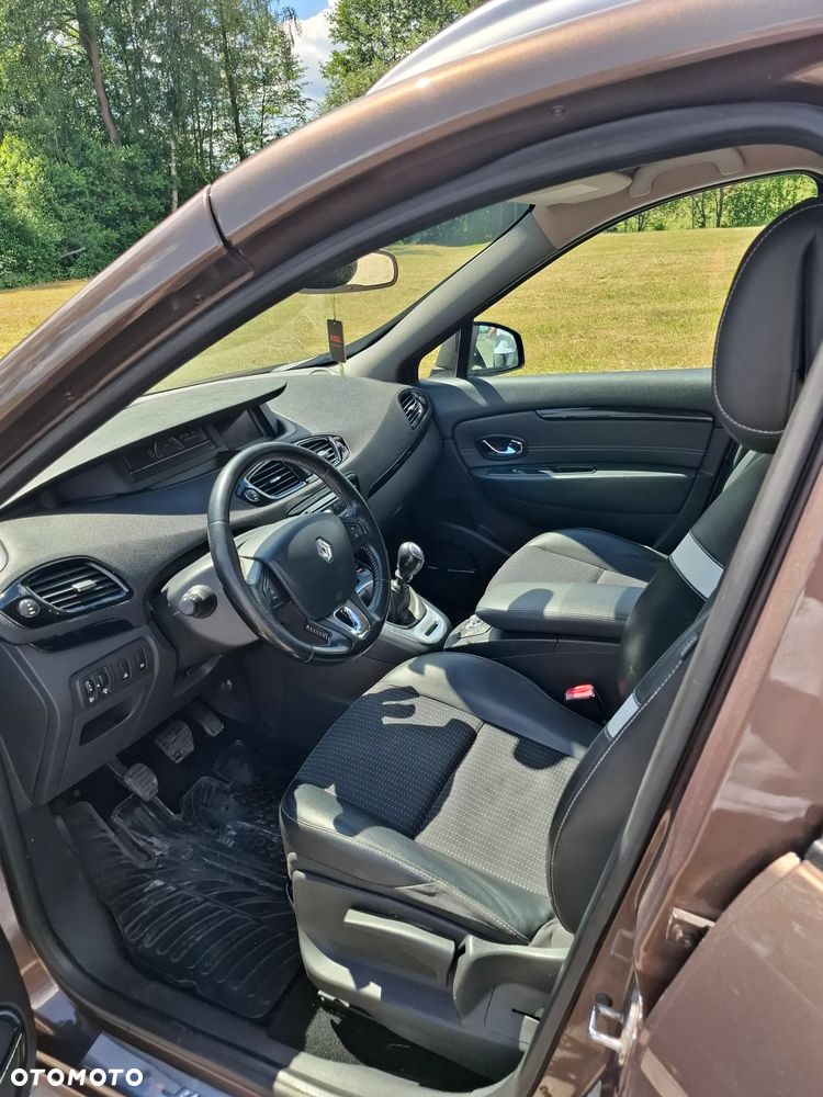 Renault Grand Scenic Energy dCi 130 Start & Stop Euro 6 Bose Edition - 12
