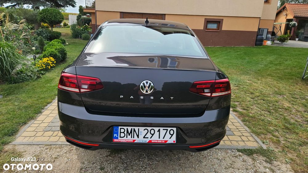 Volkswagen Passat - 7