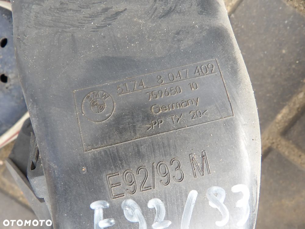 BMW - E92,E93 - WLOT , KANAŁ POWIETRZA HAMULCE - PRAWY/LEWY - CENA ZA 1 SZT - 8047410  8047409 - 3